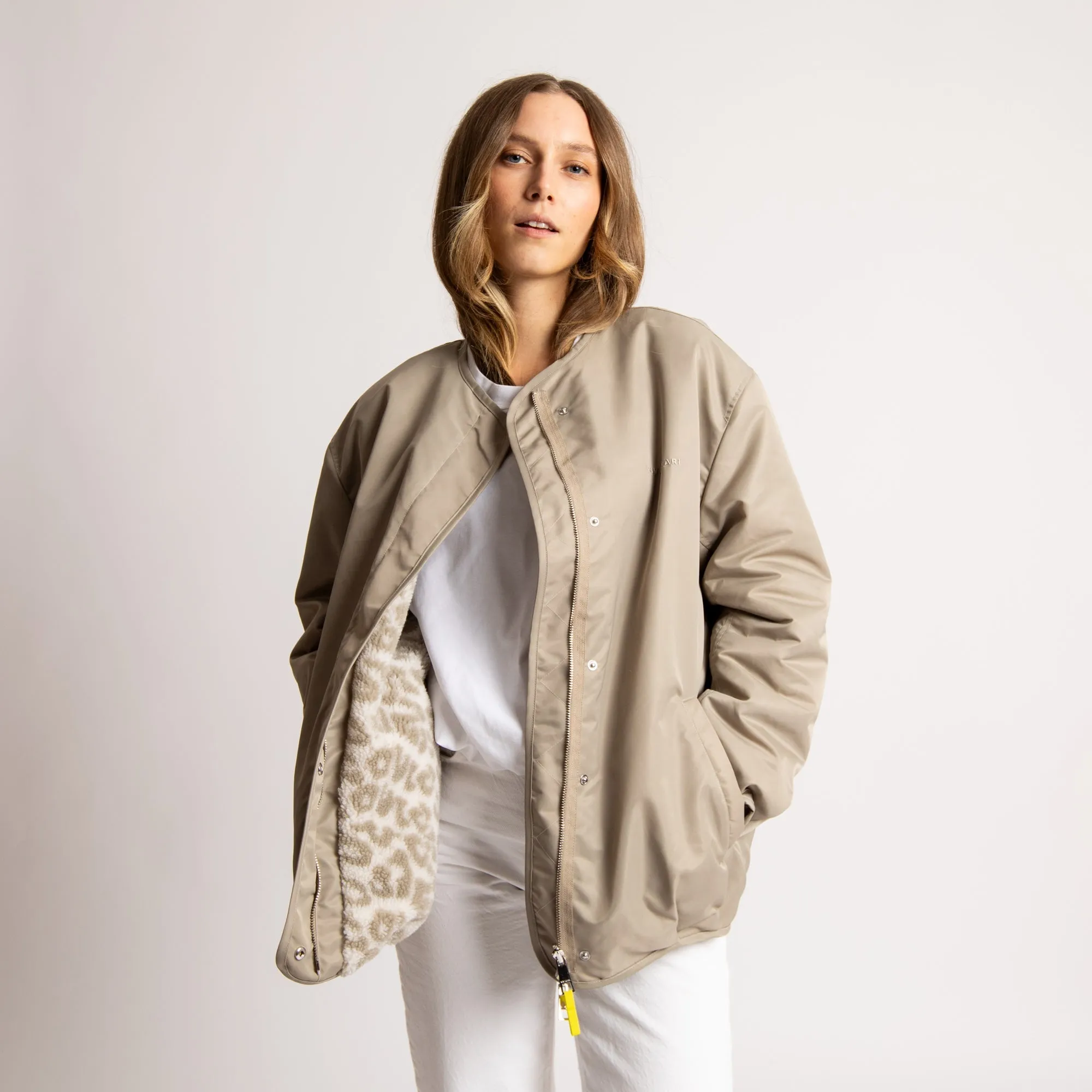 Reversible Bomber Jacket - stone/leo stone-sand
