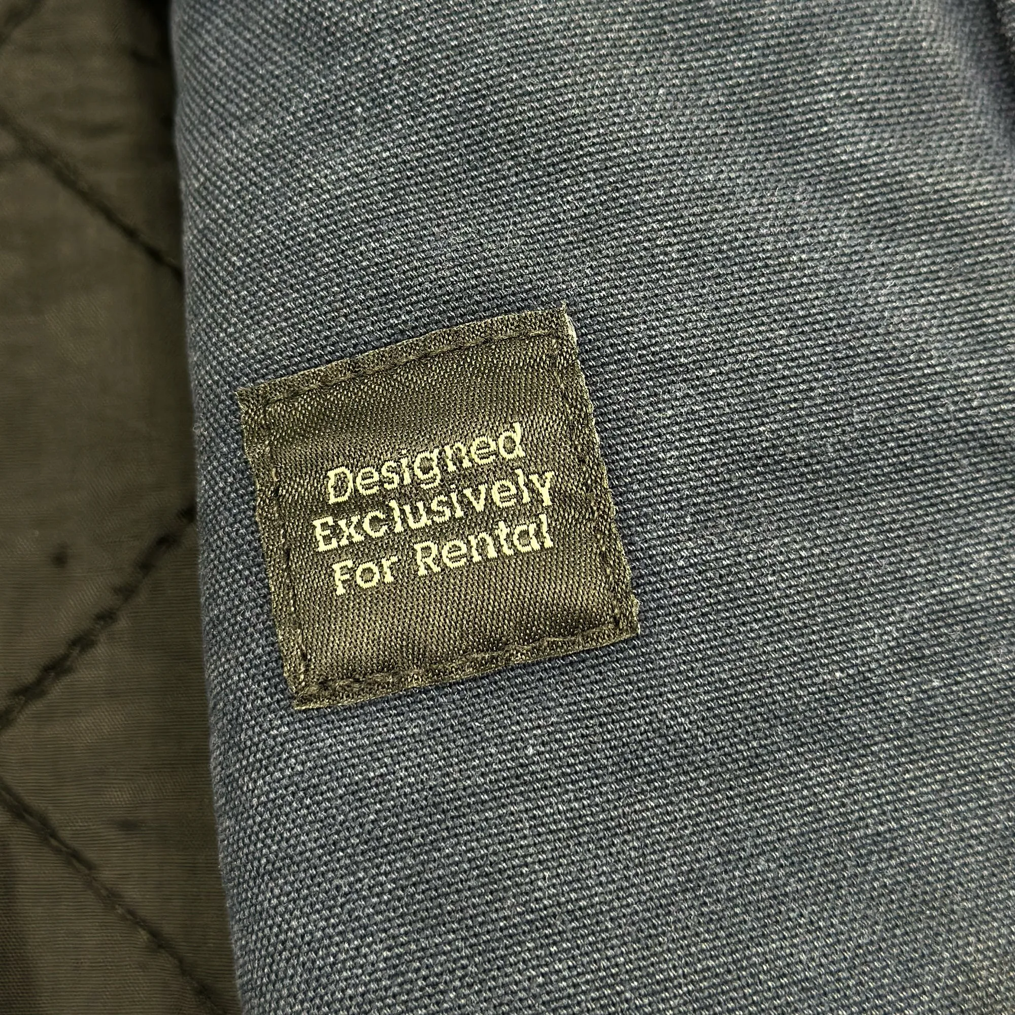 Thrashed Carhartt 378-20 Quilted Nylon Lined Work Jacket Large