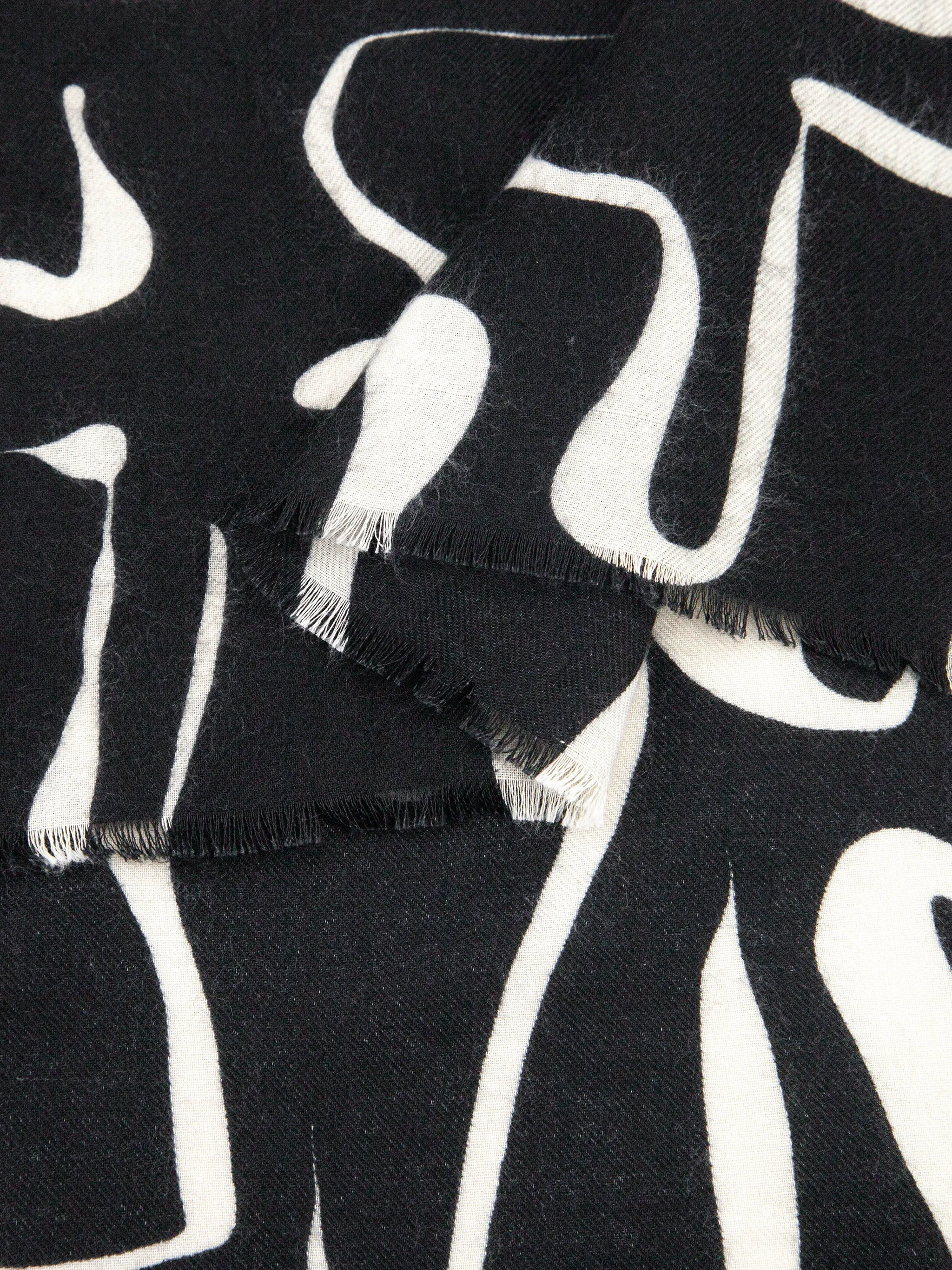 Vera Lightweight Scarf - Black, Abstract