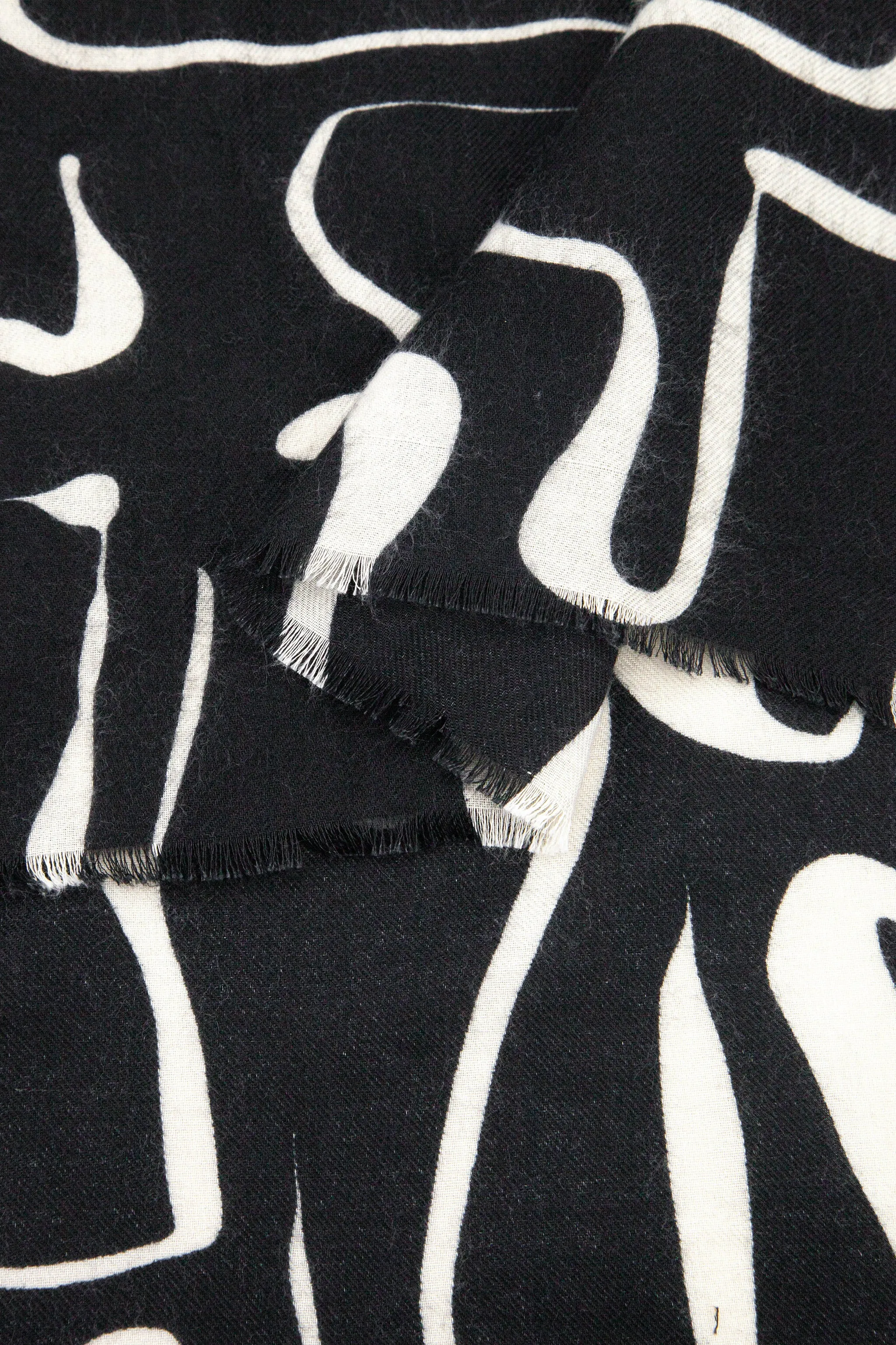 Vera Lightweight Scarf - Black, Abstract