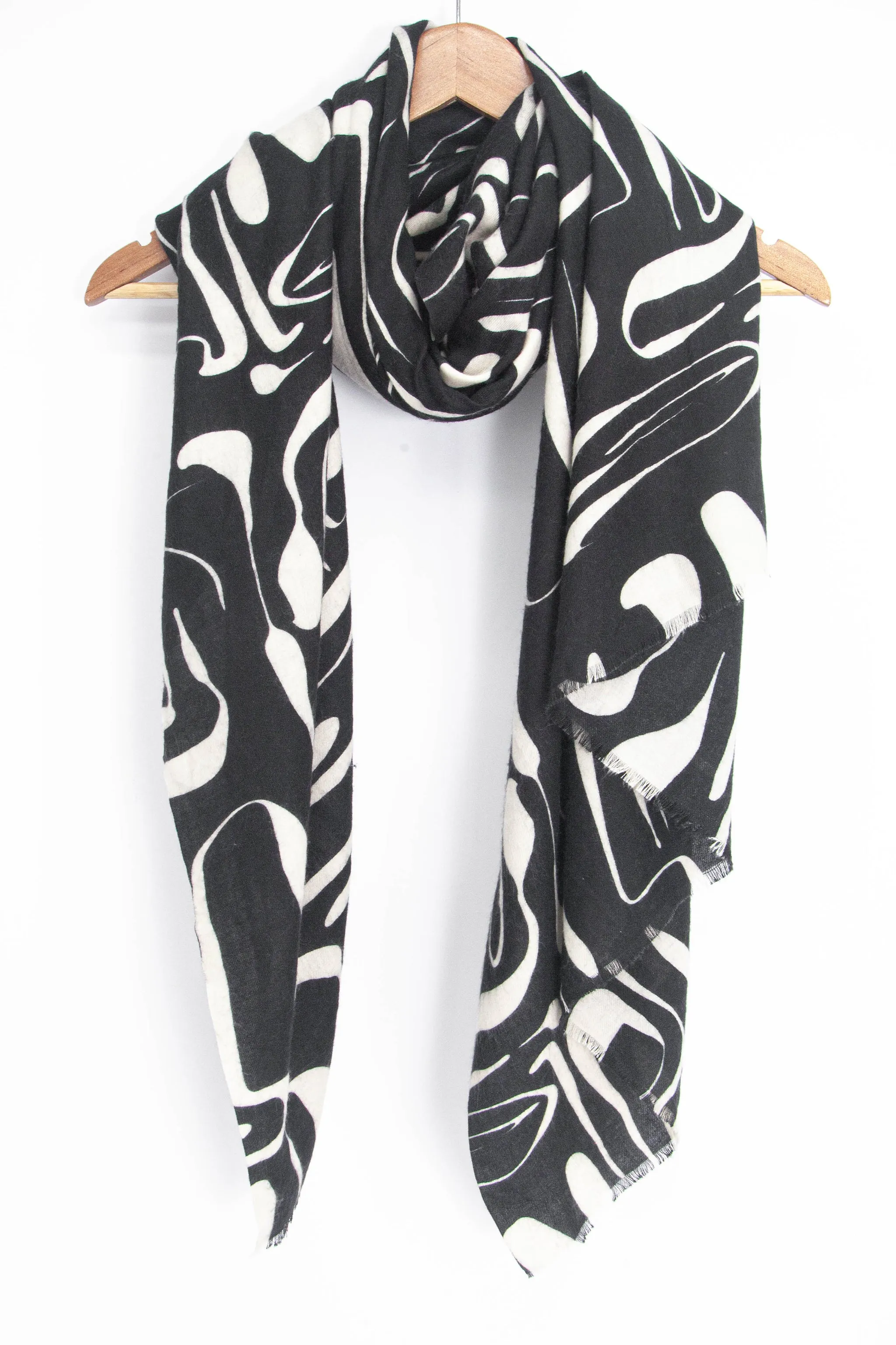 Vera Lightweight Scarf - Black, Abstract