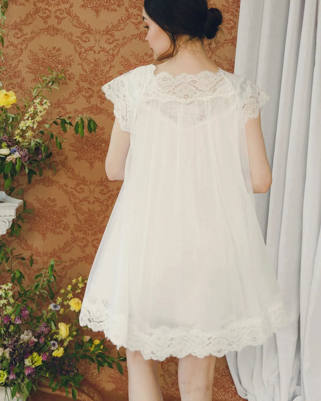 Vintage 1960s Ivory Peignoir Set With Blue Embroidery
